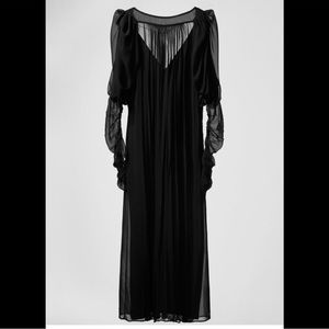 ISO - Zara limited edition long sleeve dress - (not for sale)